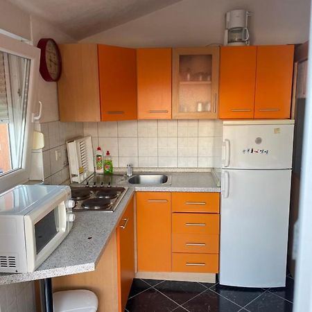 Apartman Jukic Hotel Marina Exterior photo